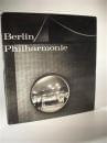 Berlin Philharmonie. Gesehen von Liselotte und Armin Ortel-Köhne, betrachtet von Ulrich Conrads.