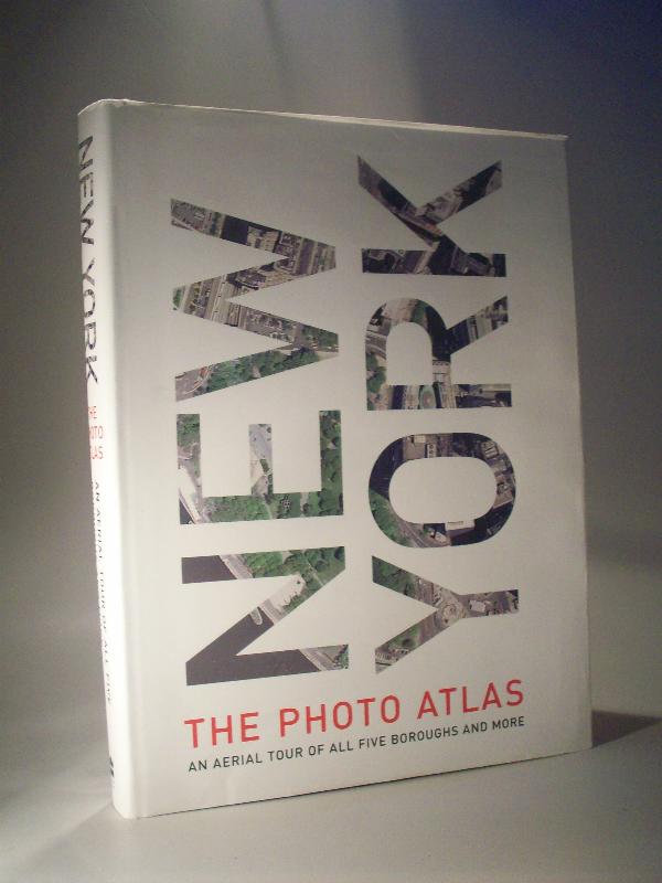 New York - The Photo Atlas. An Aerial Tour of All Five Boroughs and More.
